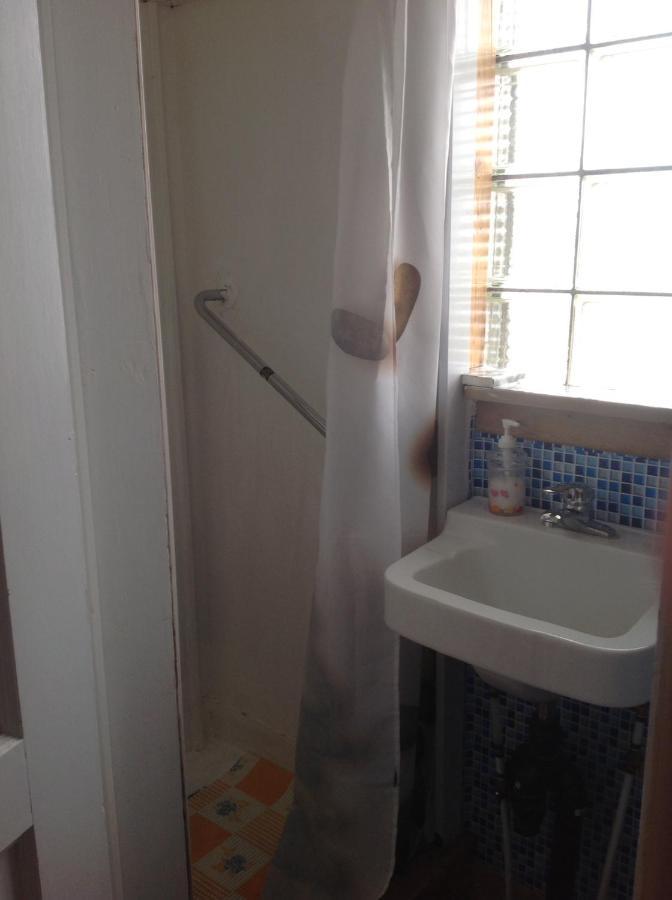 Heritage Place Hotel Gravelbourg Bagian luar foto